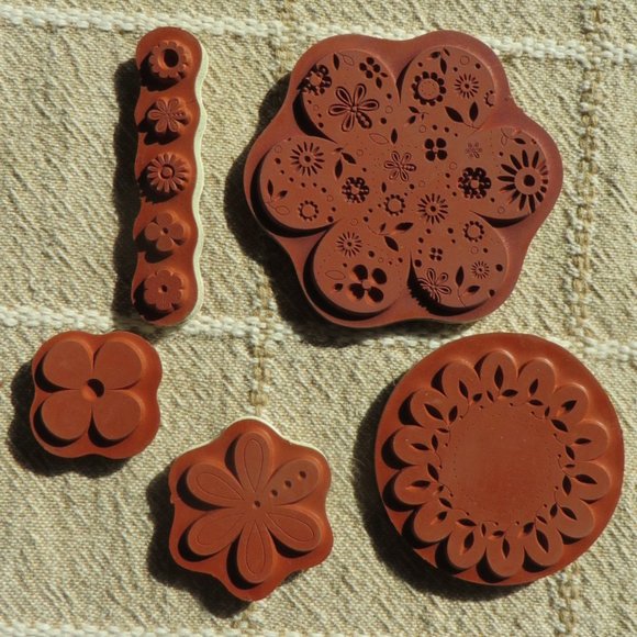 Stampin' Up Printed Petals Stamp Set - Picture 2 of 3